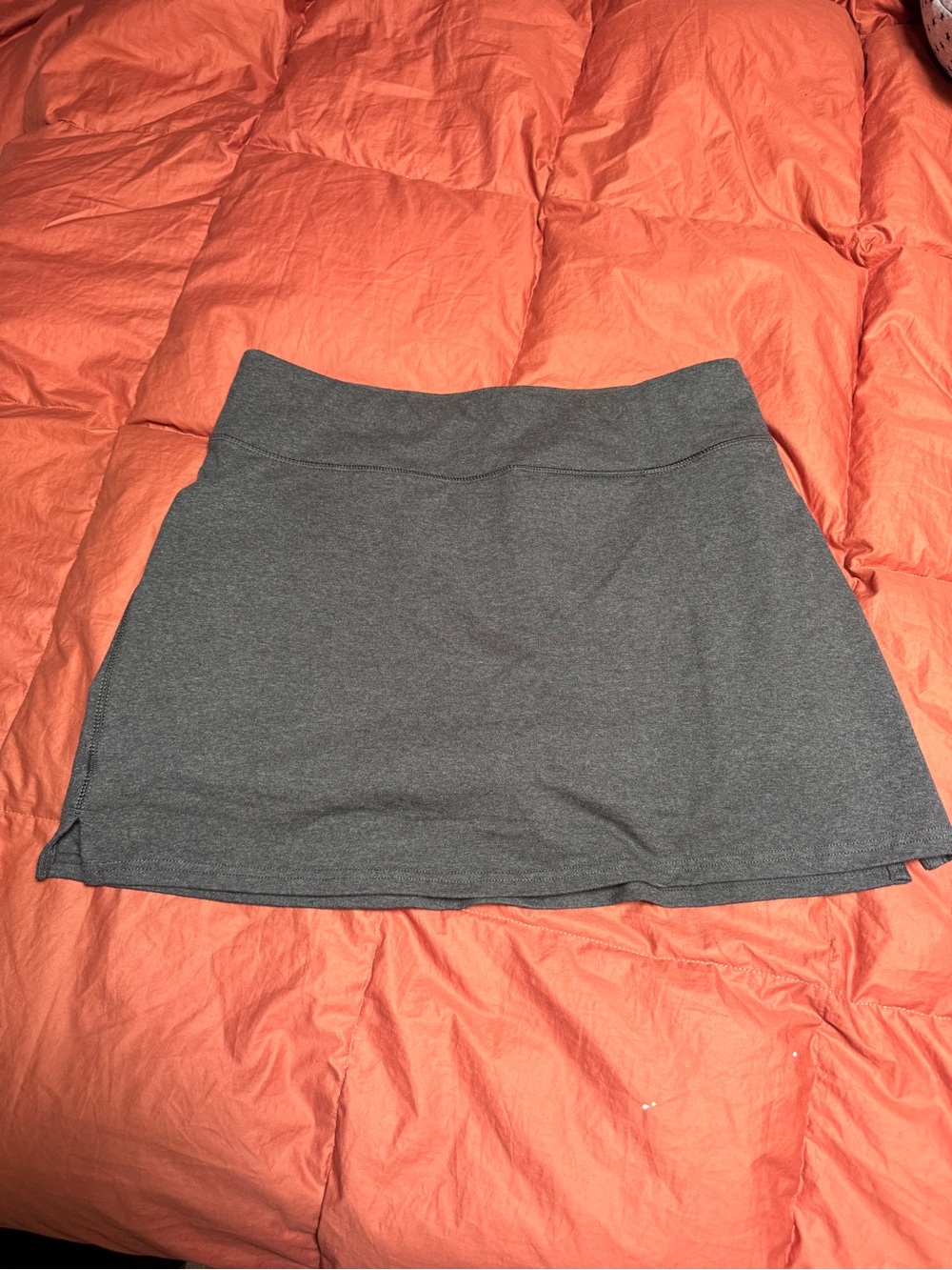 NWOT Pact Skort